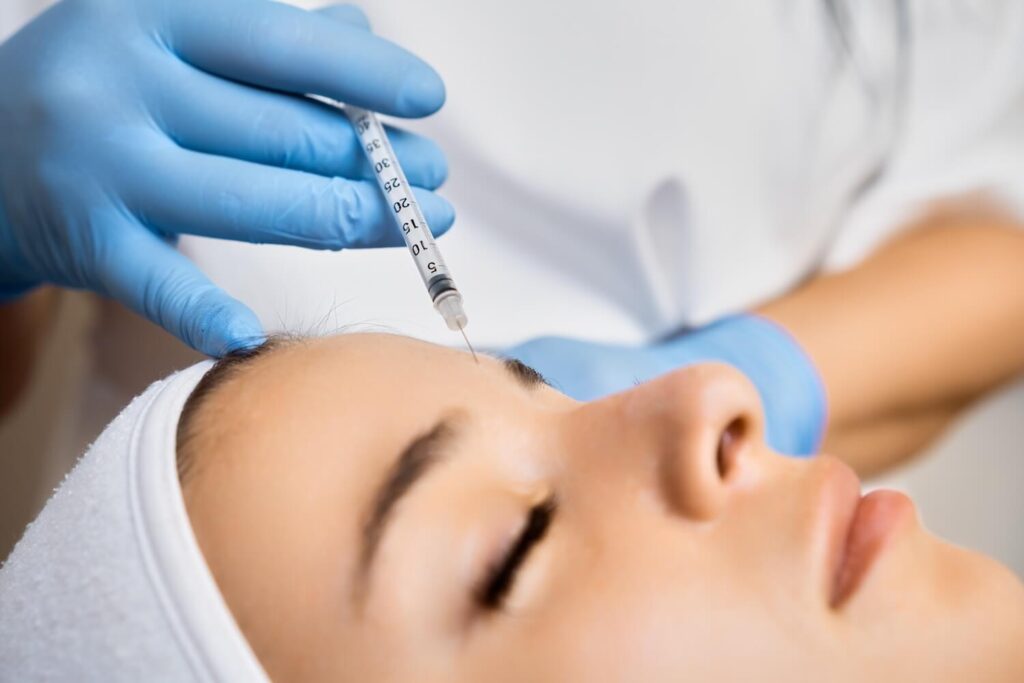How Hyaluronic Acid Injections Give You More Youthful, Glowing Skin